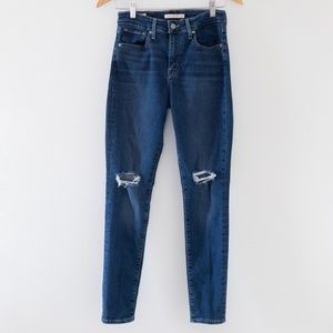 Levi's 721 High Rise Distressed Skinny Jeans Size 28
